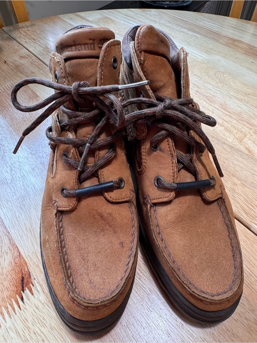 Timberland Brown Suede Ankle Bootwith Lace-Up Front Hiking boots - Picture 2 of 3
